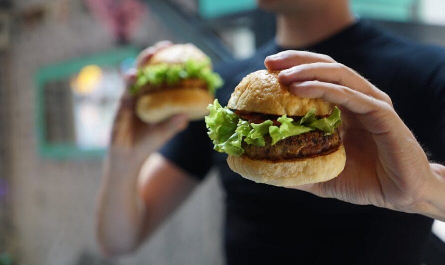 McDonald’s et Burger King : les deux géants du fast-food s’envoient des piques salées
