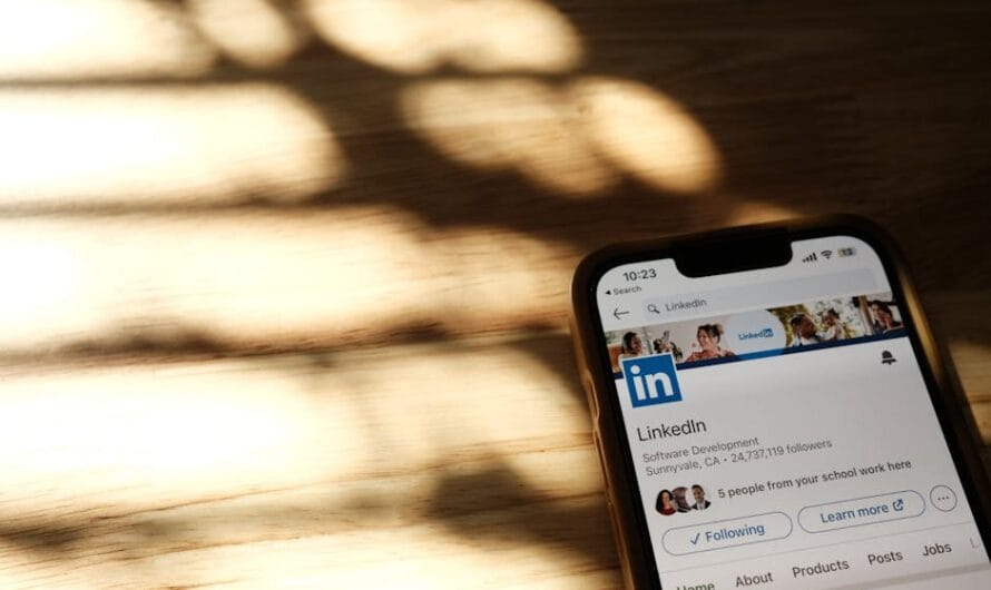 Quand les Bots Deviennent Bretons et les Grenouilles des Stars sur LinkedIn