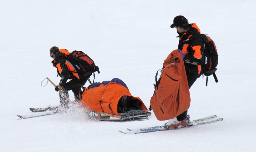 Un Américain se casse la jambe dans les Alpes : sa montre connectée appelle les secours… aux États-Unis !
