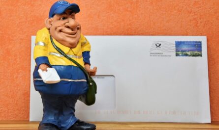 Ce télégramme met 56 ans à arriver : quand La Poste invente la livraison au siècle prochain !