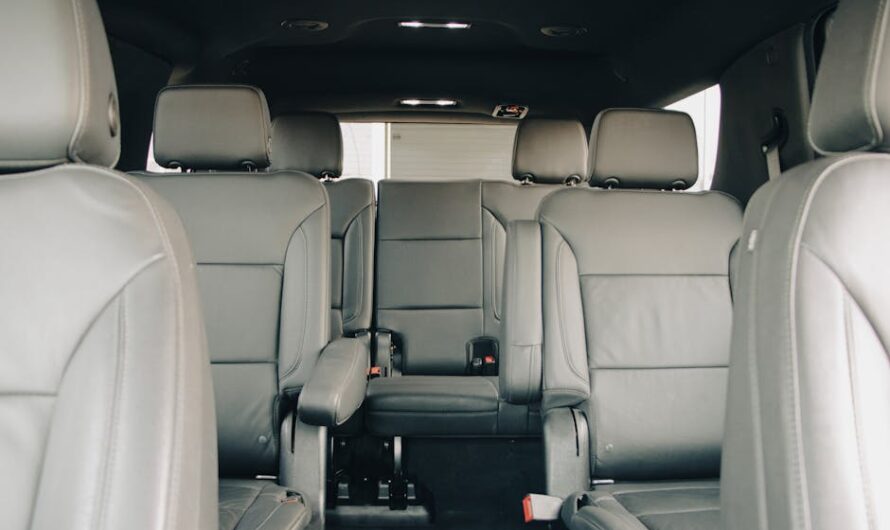 Cette banquette de Volkswagen est tellement large qu’elle a besoin de plus de ceintures de sécurité !