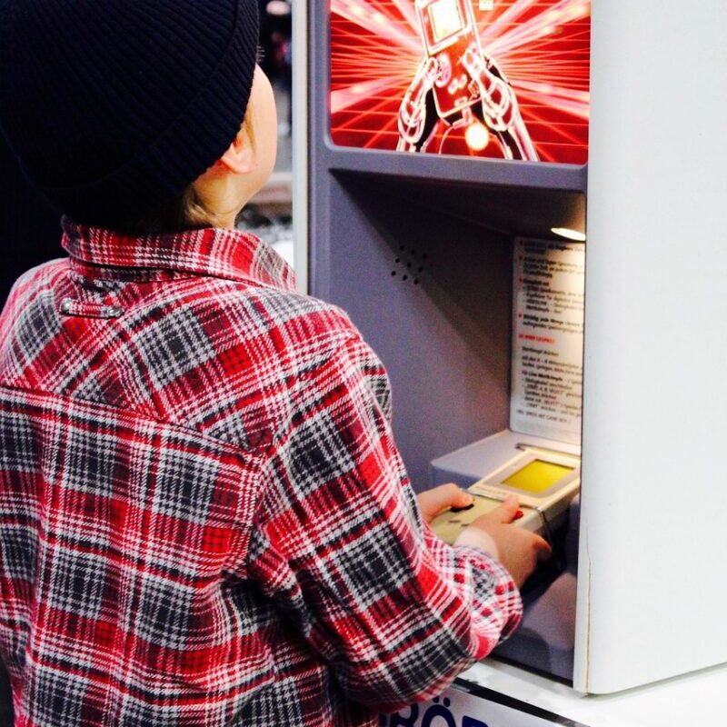 Quand votre ado dépense 40 000€ dans un jeu vidéo : l'histoire qui fait trembler tous les parents ! 😱