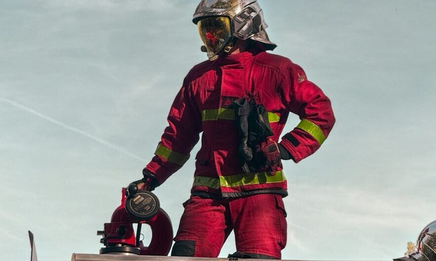 Quand les pompiers écrivent les blagues Carambar : l’histoire délirante qui va vous faire fondre !