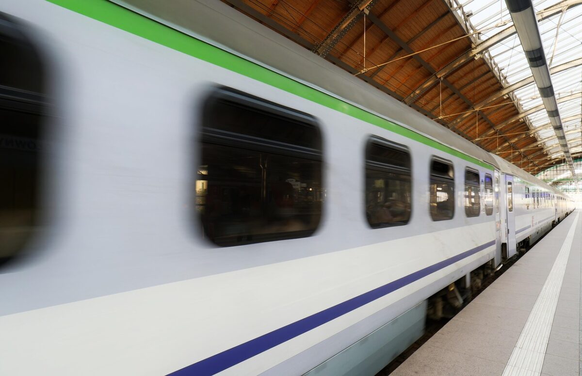Strasbourg : Des trains de 4 minutes qui vont révolutionner... l'aller au stade ! 🚂⚽