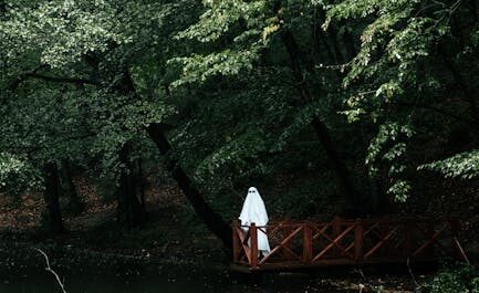 Un ado du Gers se fait attraper par une créature mystérieuse : le monstre du lac de Saint-Clar existe-t-il vraiment ?