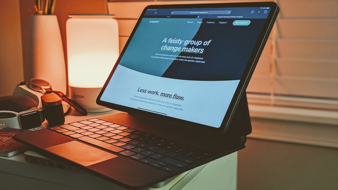 Microsoft fait la pub de sa Surface... avec un iPad ! 🤦‍♀️