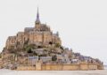 Quand un influenceur américain transforme le Mont-Saint-Michel en château de jeu vidéo (et fait le buzz mondial !)