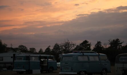 Ce passionné a transformé un bus en Magicobus Harry Potter et vous pouvez y dormir !