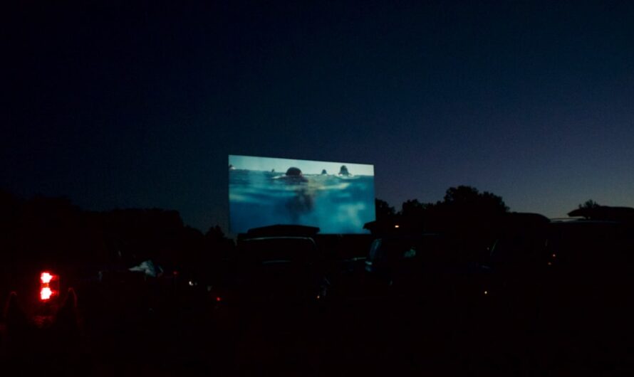 En Bretagne, on regarde des films… dans l’eau ! 🏊‍♀️🍿