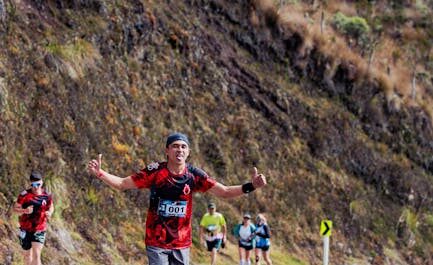 Quand finir 5e d'un ultra-trail après une nuit en boîte devient une légende