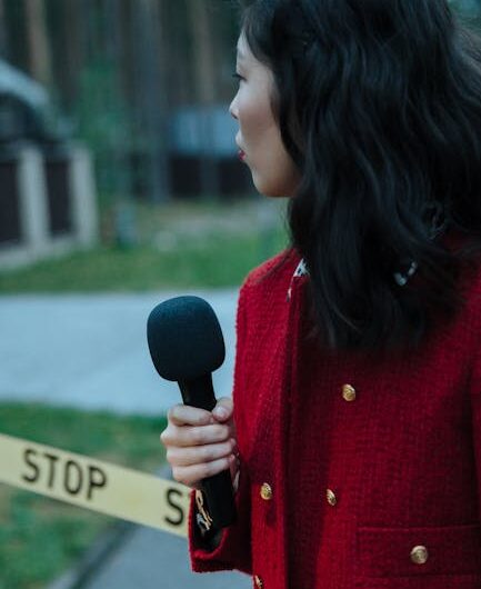 « Excellente soirée sur I‑Télé » : quand une journaliste de Franceinfo fait un bond de 9 ans dans le passé… en direct