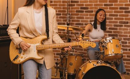 À Millau, des mamies branchent les amplis : poésie, rock et zéro aquagym