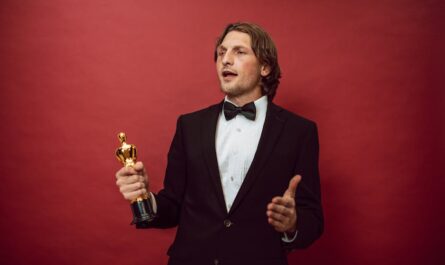 Leonardo DiCaprio transformé en mème aux Oscars : et cette fois, Internet a grimacé