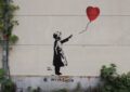 Pris pour Banksy par erreur, ce Britannique de 69 ans n’en peut plus