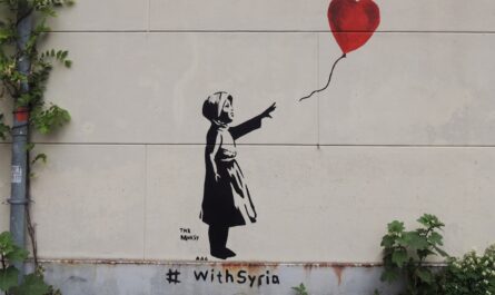 Pris pour Banksy par erreur, ce Britannique de 69 ans n’en peut plus