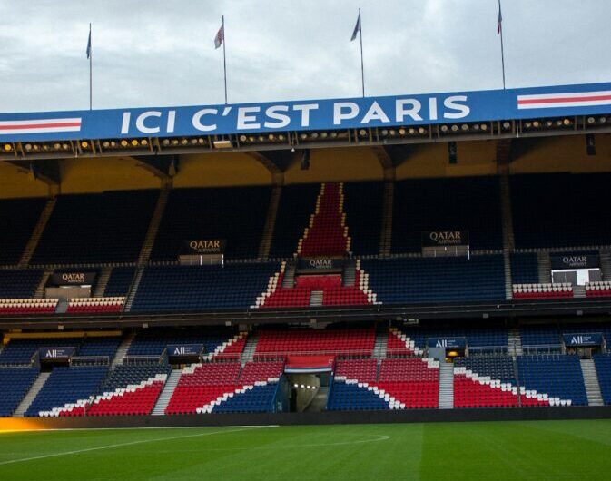 Avant la finale, une actrice X fait une offre très spéciale au gardien du PSG… et sa compagne la renvoie aux mots croisés