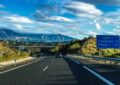 Ils ont confondu autoroute et chambre d’hôtel : un couple de touristes verbalisé en plein ébat sur l’A-7