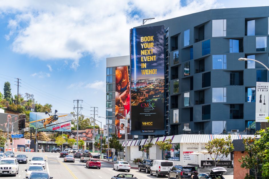 Netflix a fait vivre un homme dans un panneau pub à Los Angeles… et oui, c’était volontaire